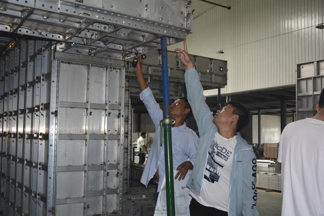 恭贺圣淘沙dh名胜世界铝模板房山项目顺利通过出厂验收!